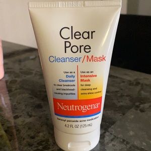 Neutrogena Clear Pore